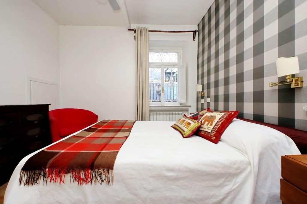 Apartament Monserrato Rzym Zewnętrze zdjęcie