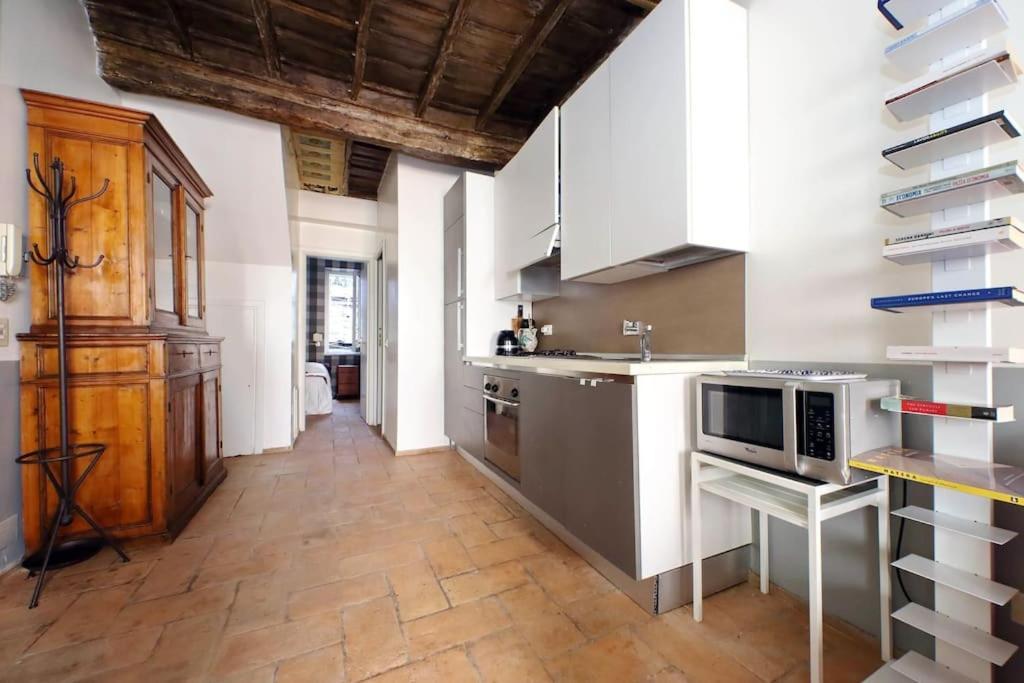 Apartament Monserrato Rzym Zewnętrze zdjęcie