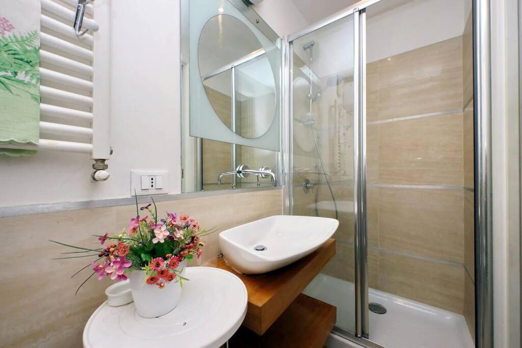 Apartament Monserrato Rzym Zewnętrze zdjęcie