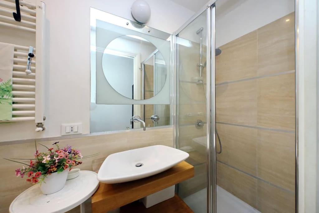 Apartament Monserrato Rzym Zewnętrze zdjęcie